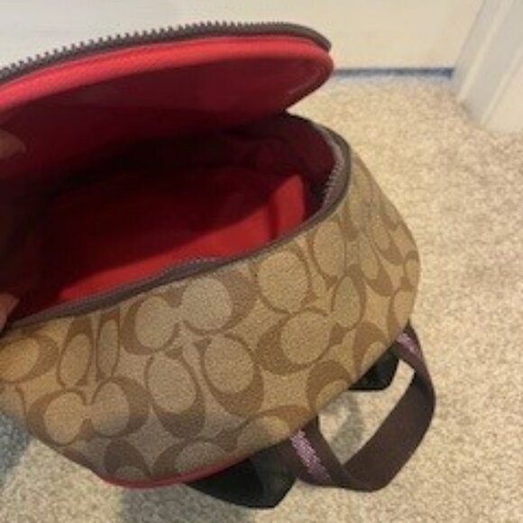 COACH MEDIUM CHARLIE BACKPACK IN SIGNATURE CANAS WITH CHERRY MOTIF - Picture 8 of 10